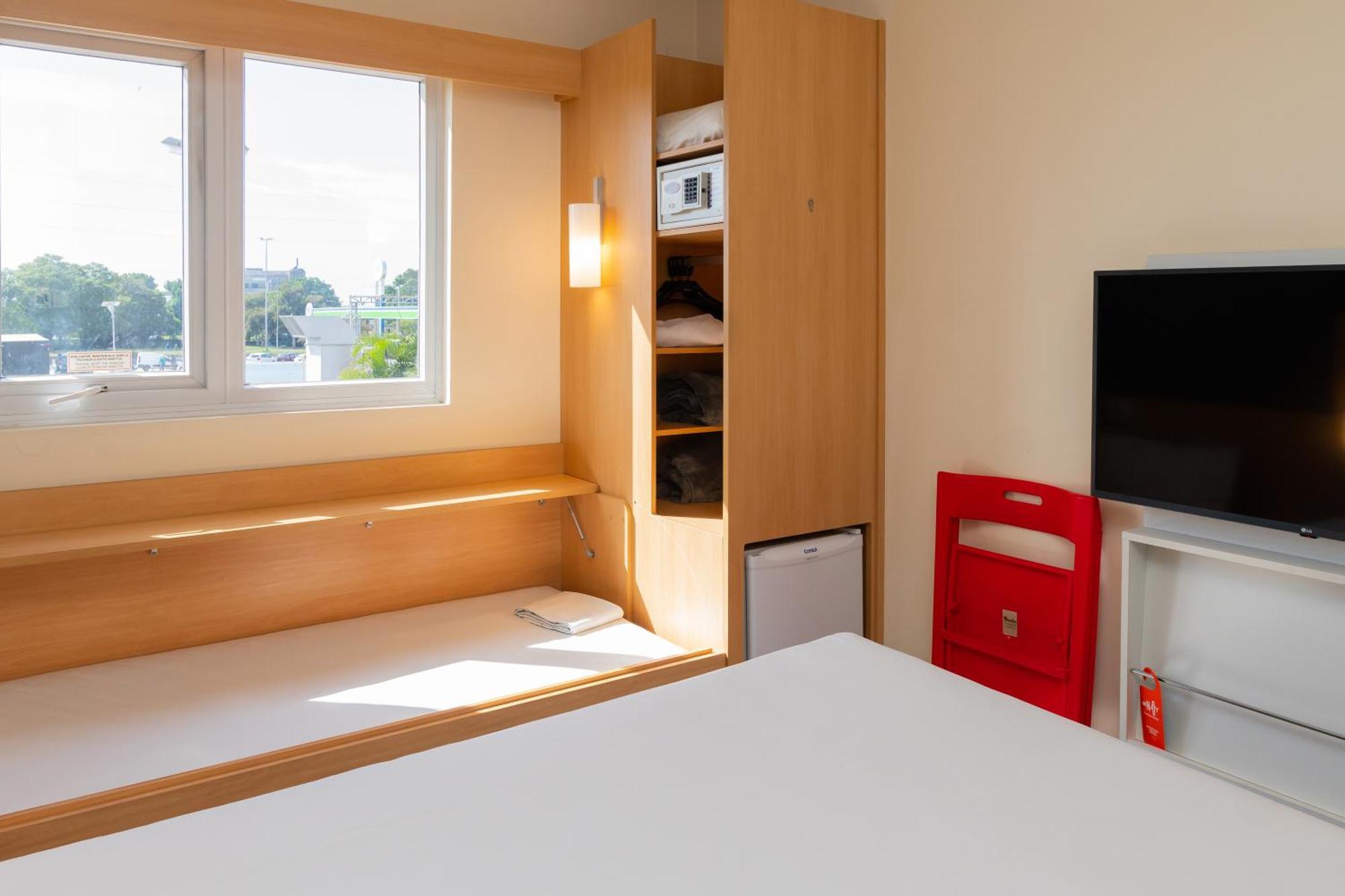 Ibis Porto Alegre Assis Brasil Hotel Kültér fotó
